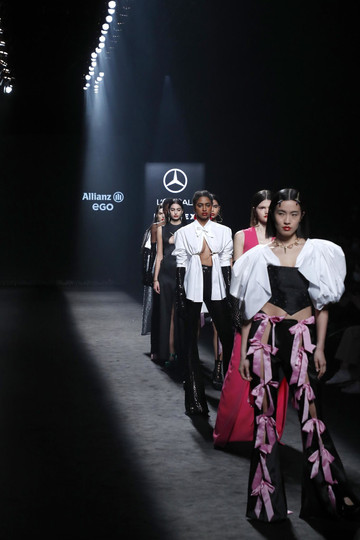Desfile Compte Desfile Compte